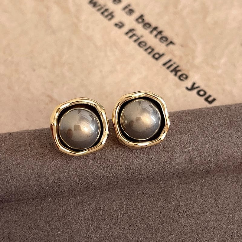 Elegant Black Pearl Earrings