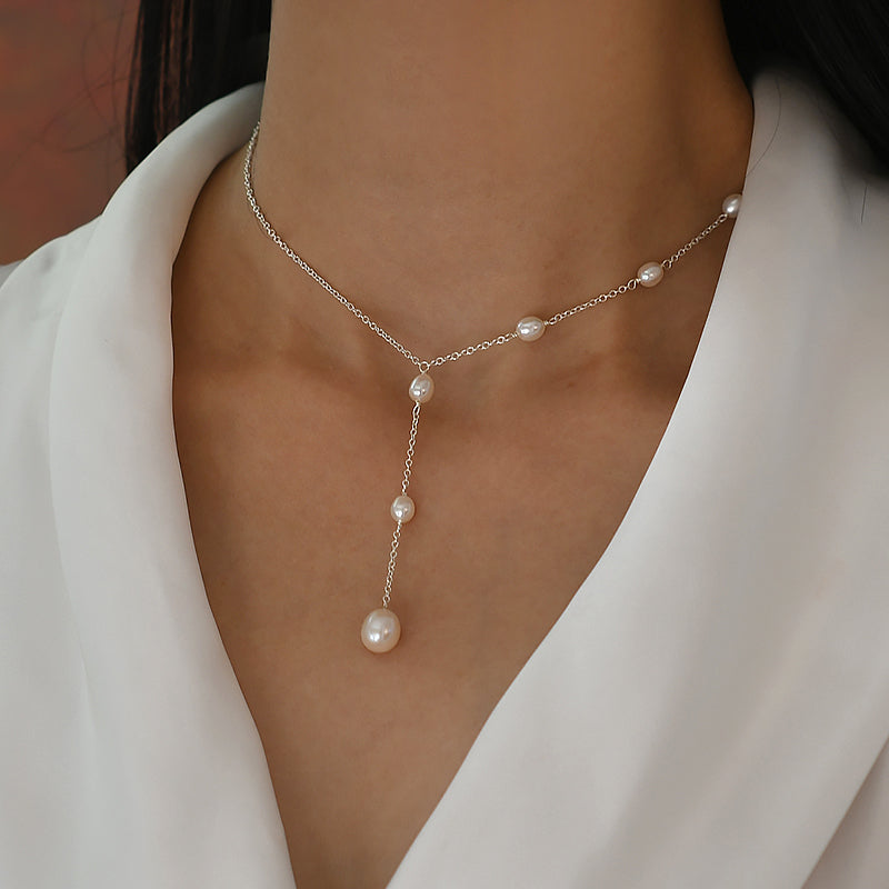 Vintage Pearl Pendant Necklace